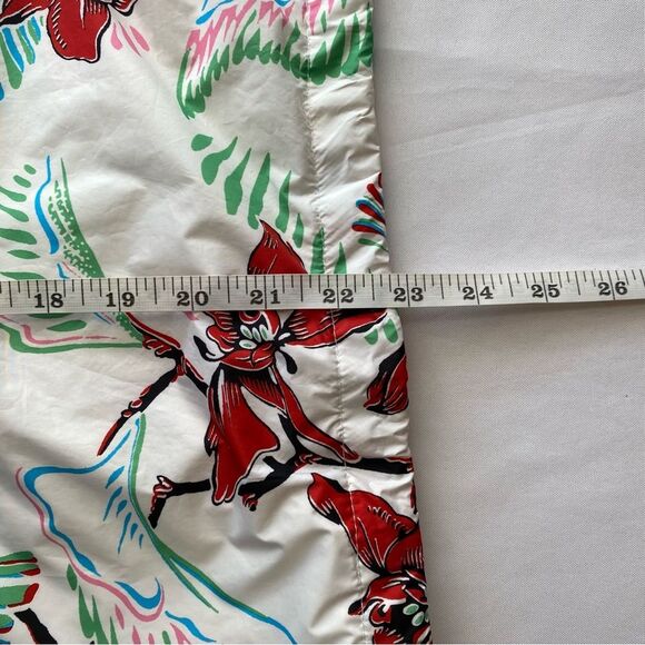 Like New Levi's White Tropical Retro Windbreaker Hooded Jacket Size Medium - Picture 16 of 16